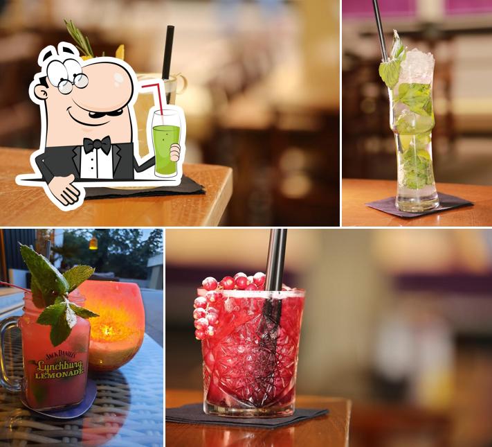 OscarOne Bar & Lounge