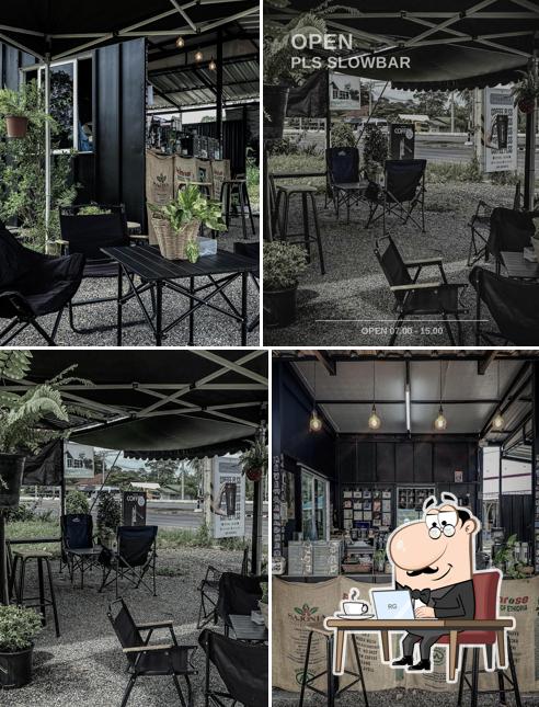 PLS Coffee Slowbar กาแฟริมทาง