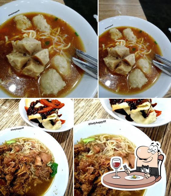 Petir Bakso Restaurant