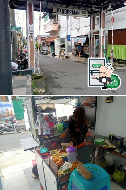 Soto Ayam & Rujak cingur"Mbak Fitri"