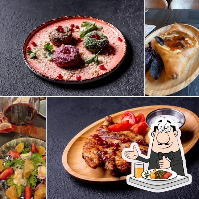 Еда в "Батуми"