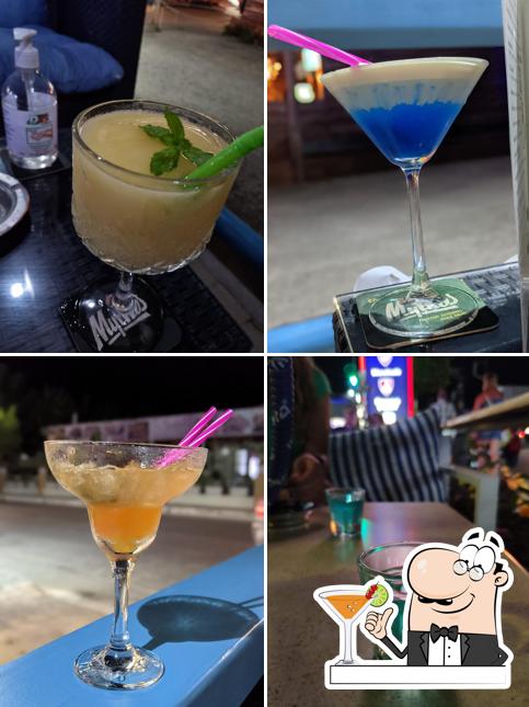 Kiss Bar