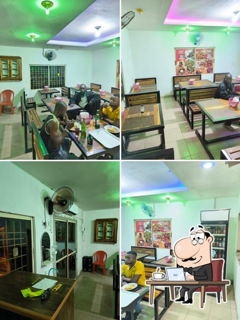 RIVERVIEW BISTRO