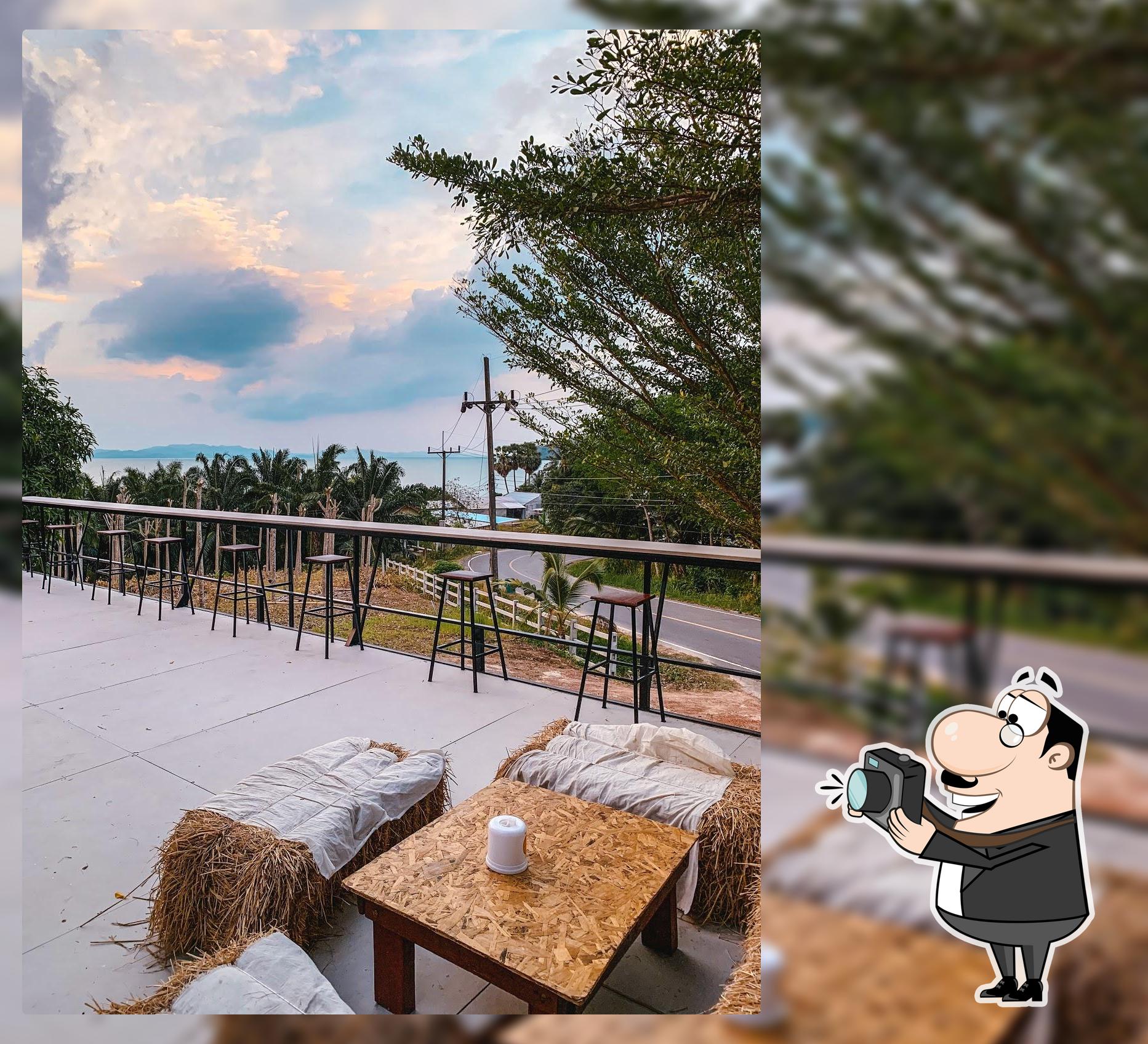 บ้านสวนวิวคาเฟ่ Baan Suan View Cafe