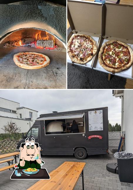 Pizza Party Bus