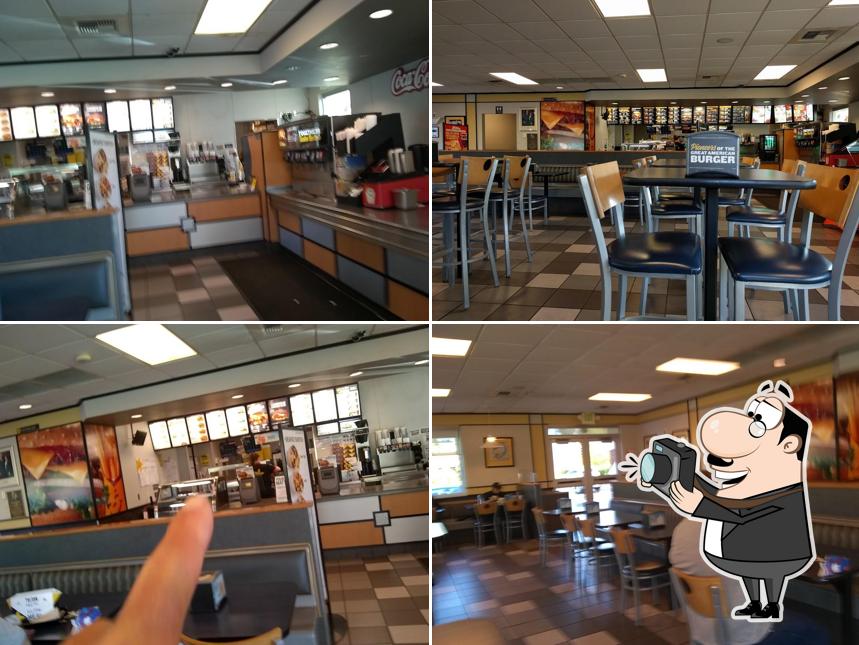 Carl's Jr.