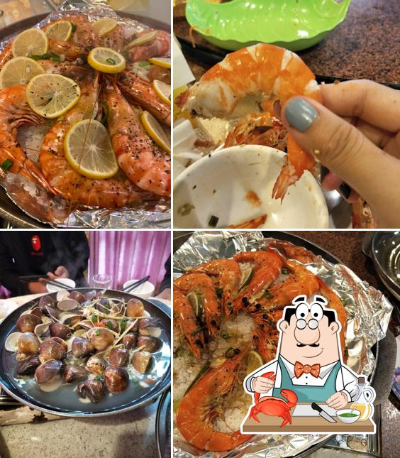 七牛美食坊（無菜單，老總鋪師合菜料理，10人份$6000起跳，需提前一天預約 ）