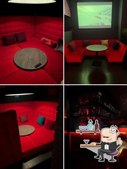 Red Lounge
