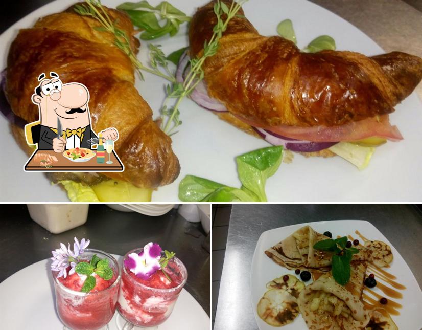 Блюда в "Moncafe"