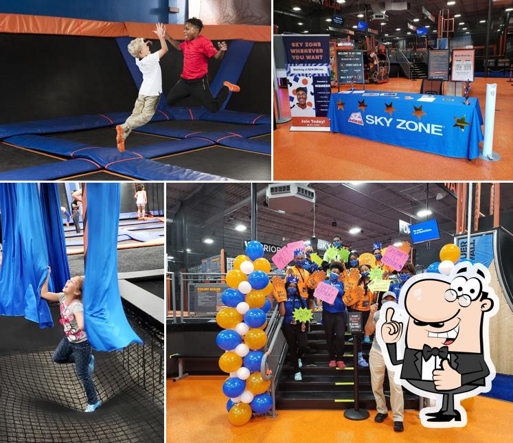 Pauley's Pizza / Sky Zone Bowie