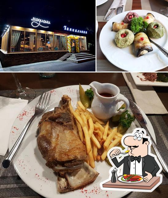 Блюда в "Мадиани"