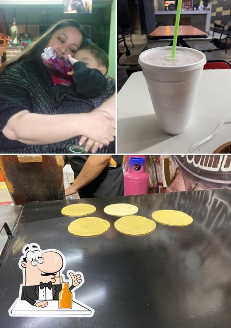 Tacos LOS COMPADRES