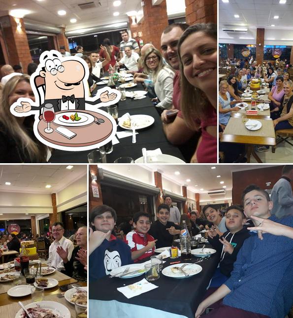 Casseroles pizzaria e galeteria