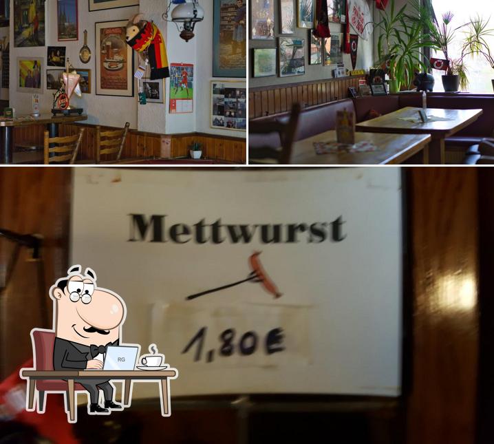 Em Höttche