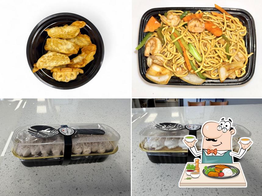 CHOW'S WOK