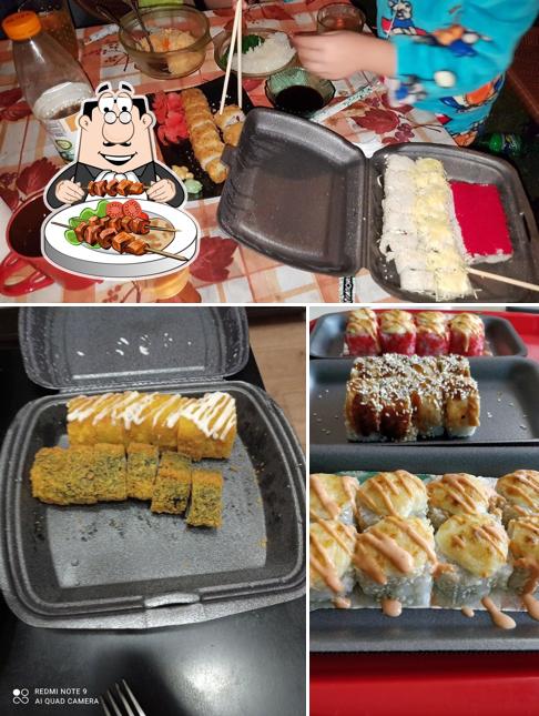 Еда в "Жако роллы и пицца"