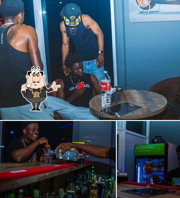 Paradise Lounge Bar