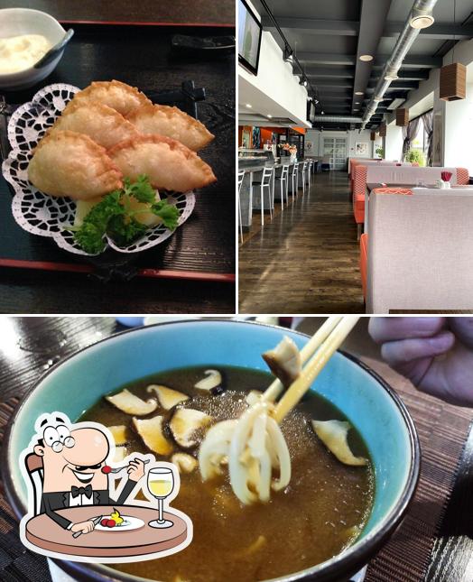 Еда в "Такэ"