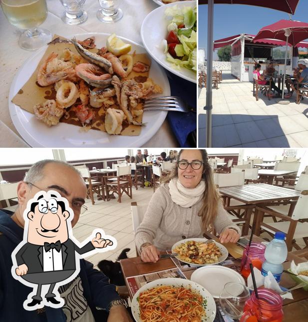 White Beach Bar Restaurant and Resort