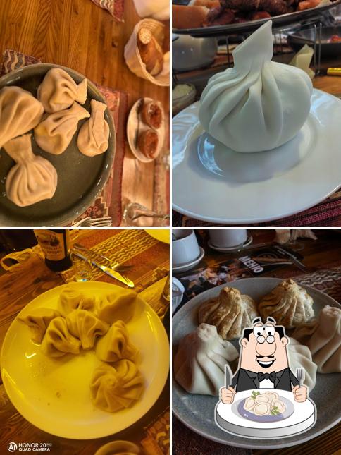 Вареники в "Хинкальной"