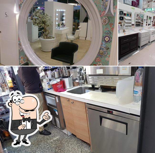 La Cañada Shopping Mall