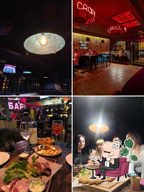 Посмотрите на внутренний интерьер "Хоппер"