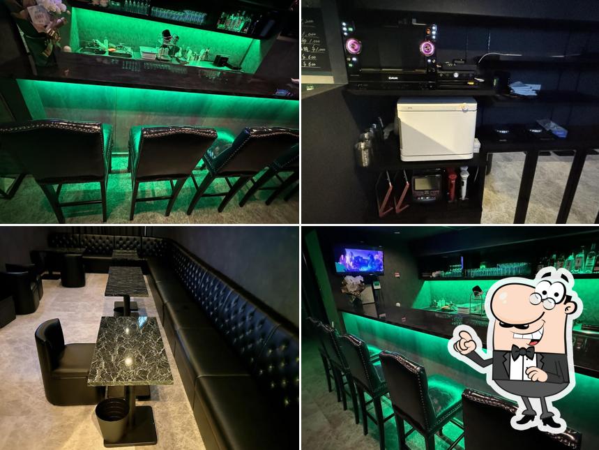 private bar who's