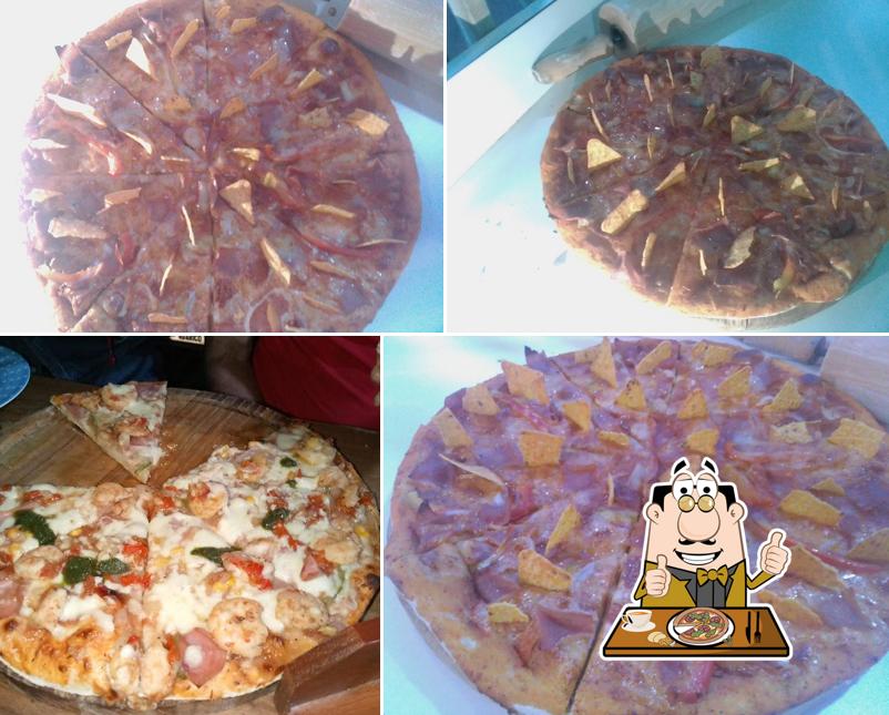 Alfredo's pizza