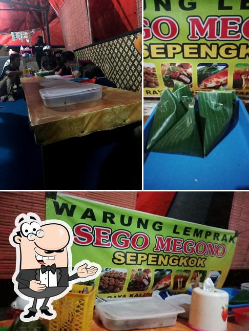Kedai Lemprak Sego Megono Sepengkok