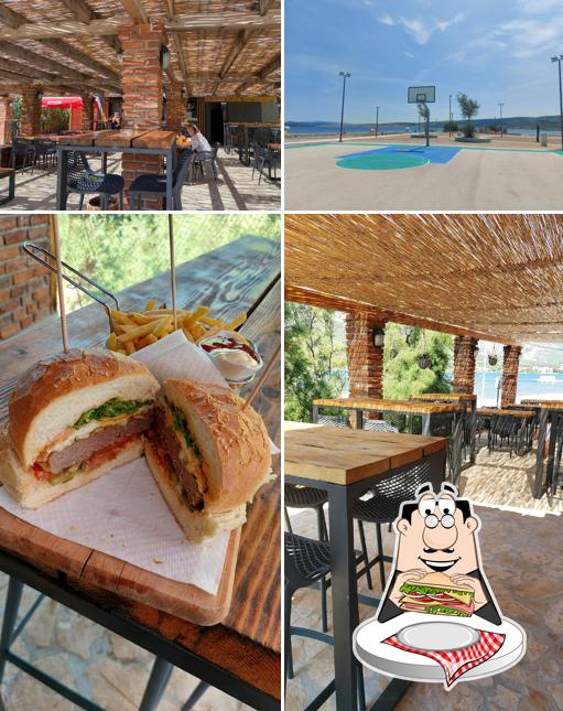 Beach & Food "BOOMBAR"