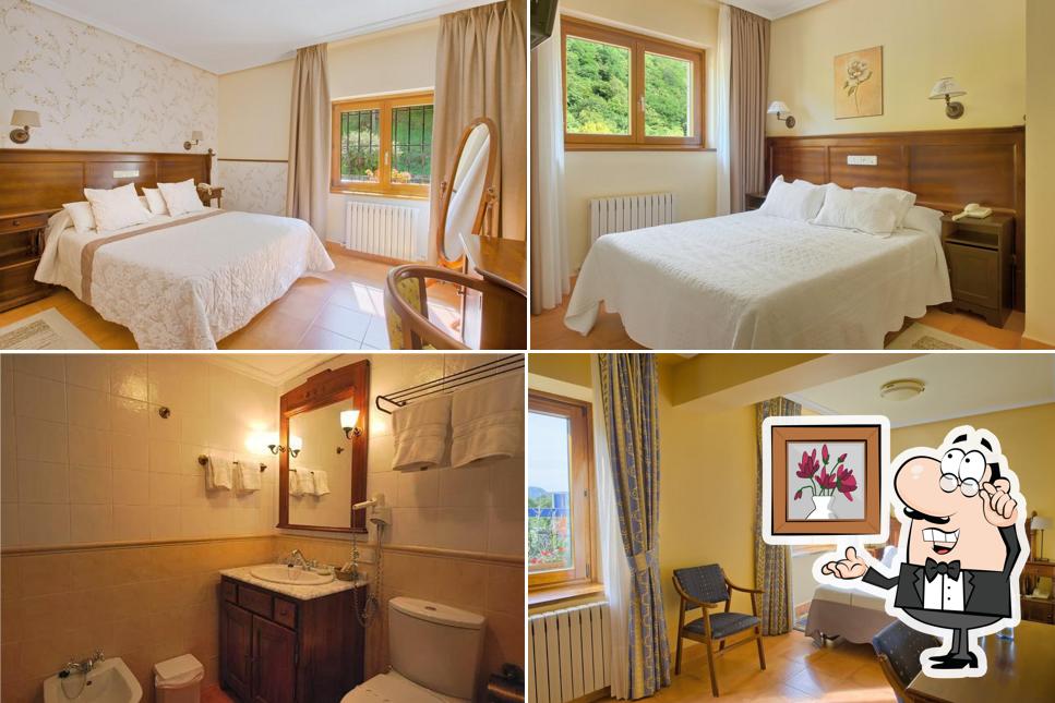 Hotel - Restaurante La Casa de Juansabeli