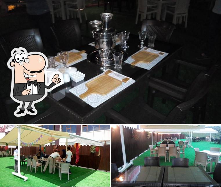 Akamoy Cafe