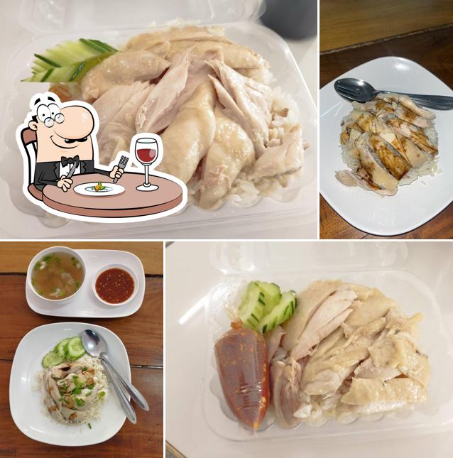 ข้าวมันไก่โกทรง ราษฎร์อุทิศ 1