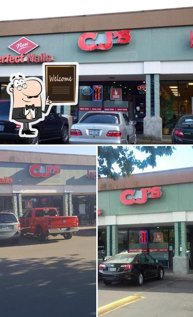C J's Eatery