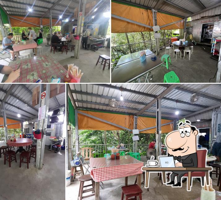 野店小吃（每月店休時間會公布在臉書）