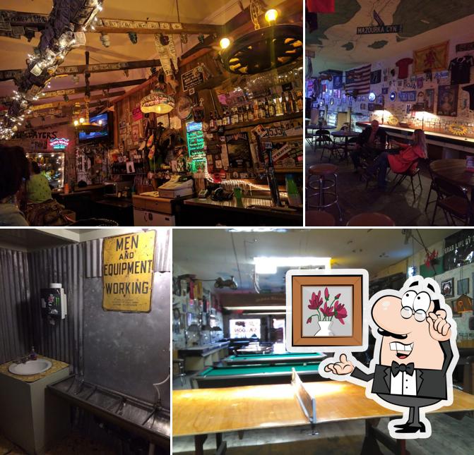 Jake's Saloon