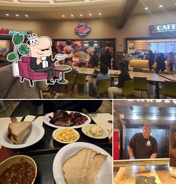 Everett and Jones Barbeque (at Graton Casino)