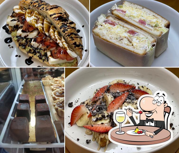 Еда в "Yacht Cafe"