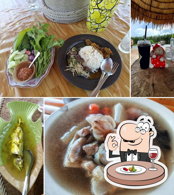 ร้านข้าวแกงบ้านบ้าน