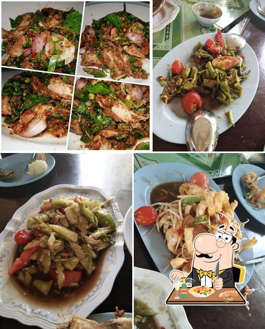 ไก่อบโอ่ง นางั่ว