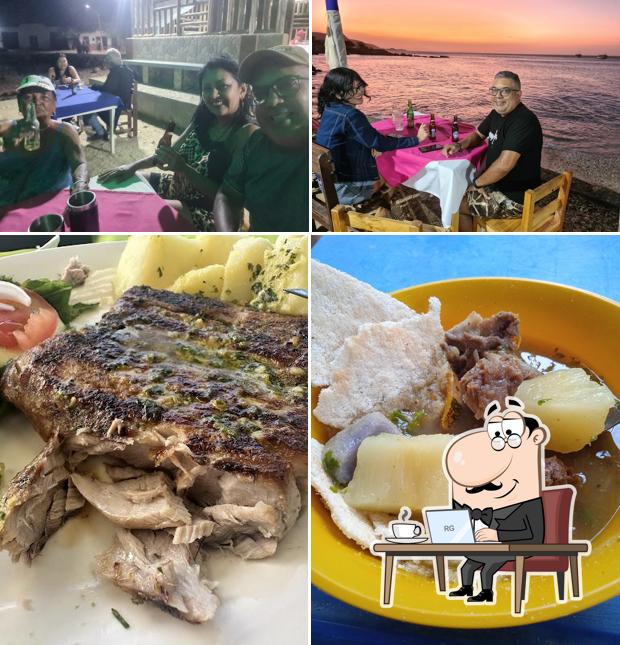 Restaurant Frente Al mar