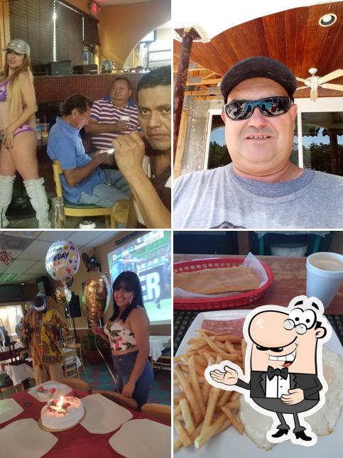 La Nueva Alameda Cafeteria