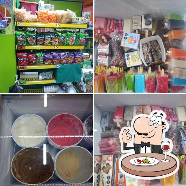 La Gallinita tostadas y tacos tipo siberia