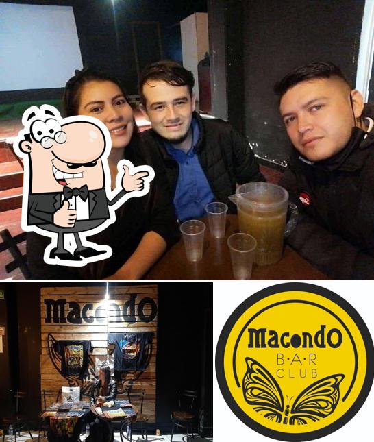 Macondo bar club