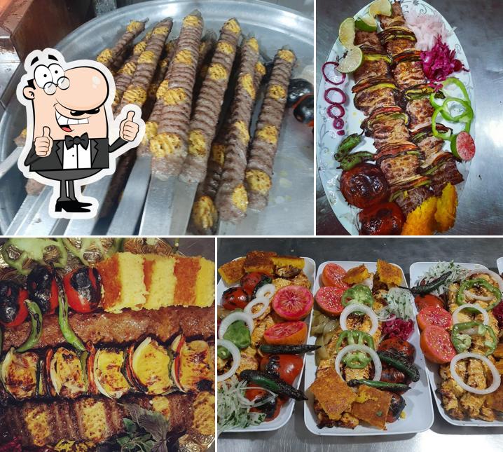 تهیه غذای خرسند