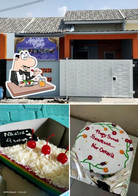 AMORA CAKE