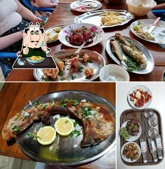 Chrysta's Cafe Pomos