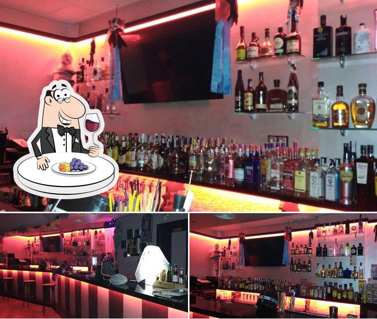 La Roca Cafetería
