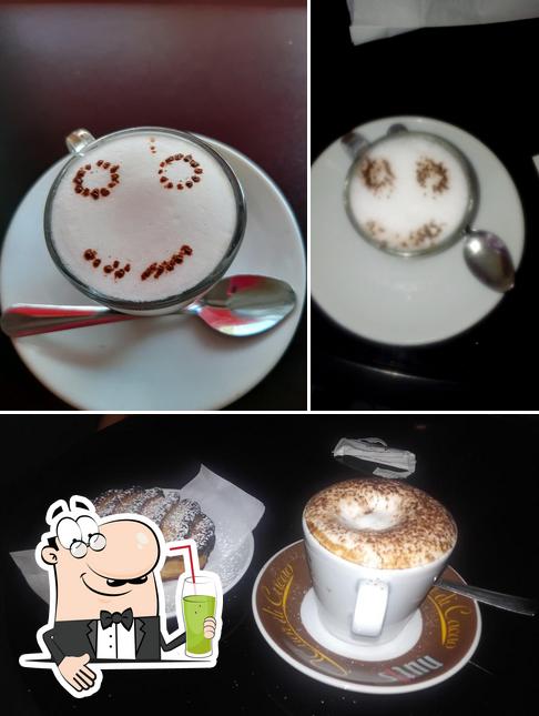 Cafe Art E Music