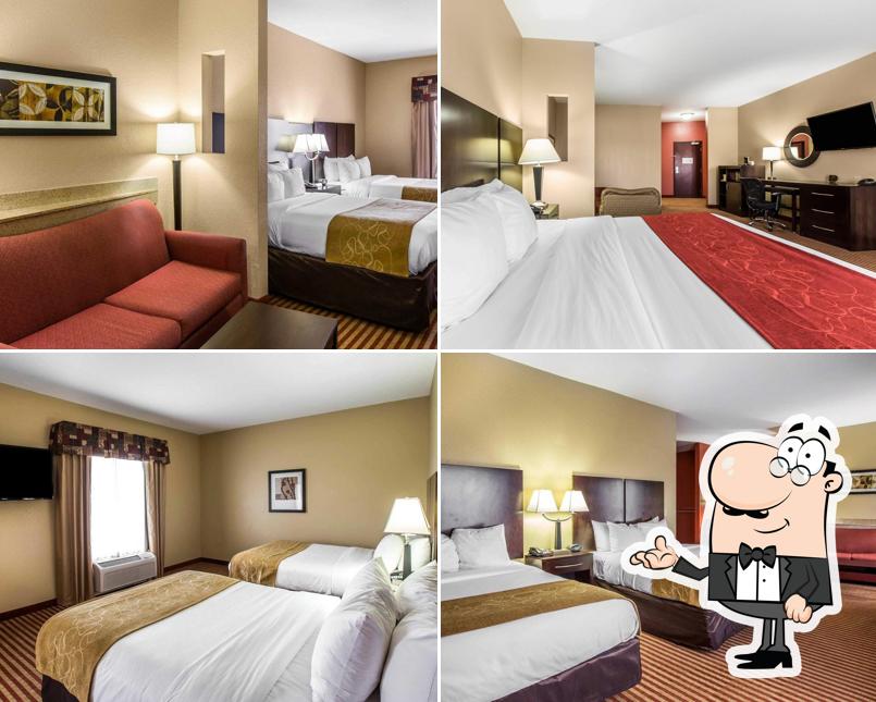Comfort Suites